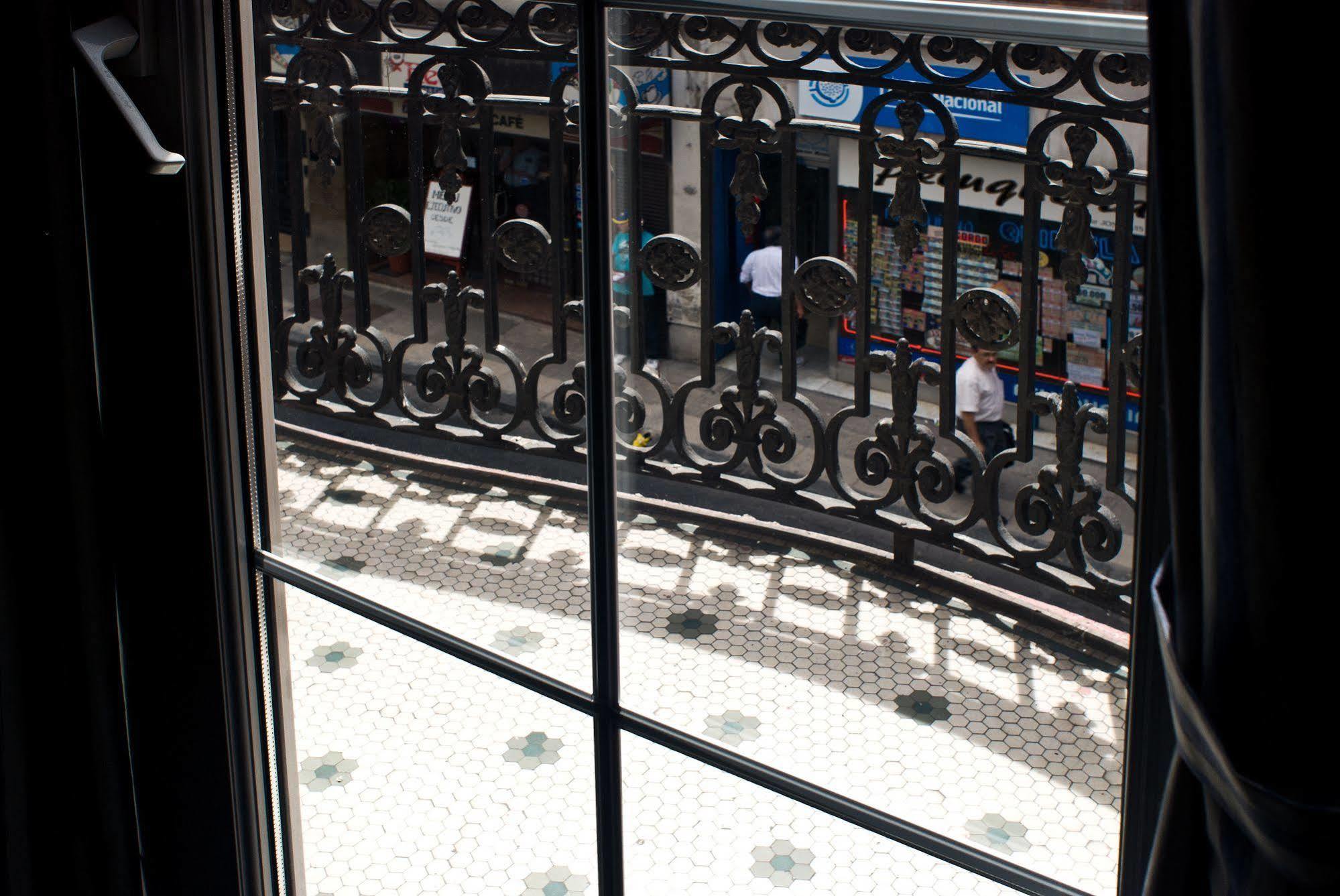 Hotel Frossard Buenos Aires Extérieur photo